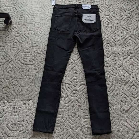 Nwt DENIM GOLD black high rise distressed jeans size 28x32 - Picture 4 of 13